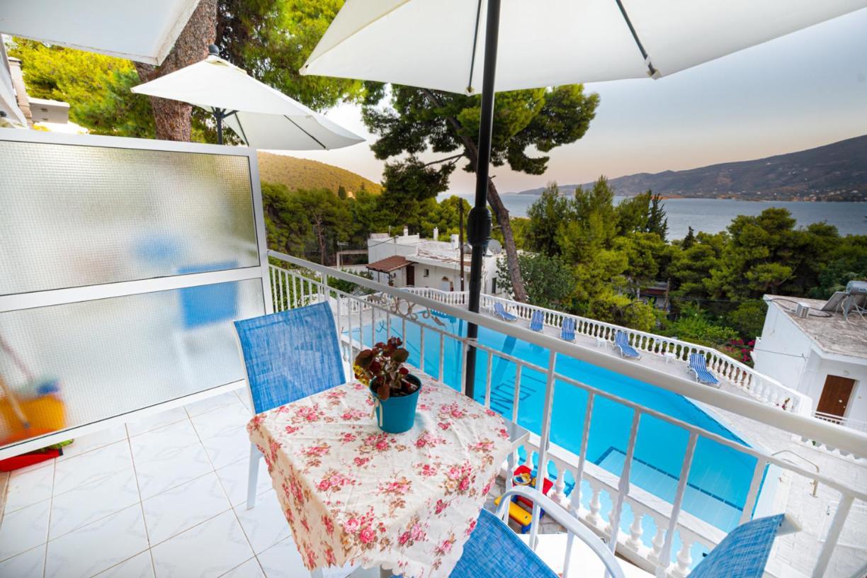 Lions Apartments Poros Town 外观 照片