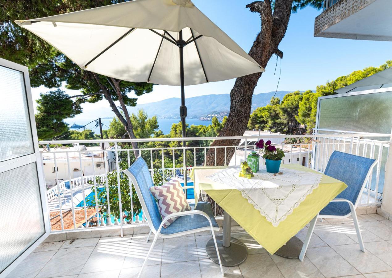 Lions Apartments Poros Town 外观 照片