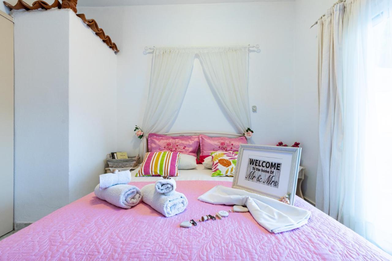 Lions Apartments Poros Town 外观 照片